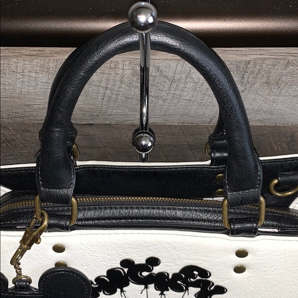 Bradford Exchange Mickey Mouse Purse - Picture 4 of 9